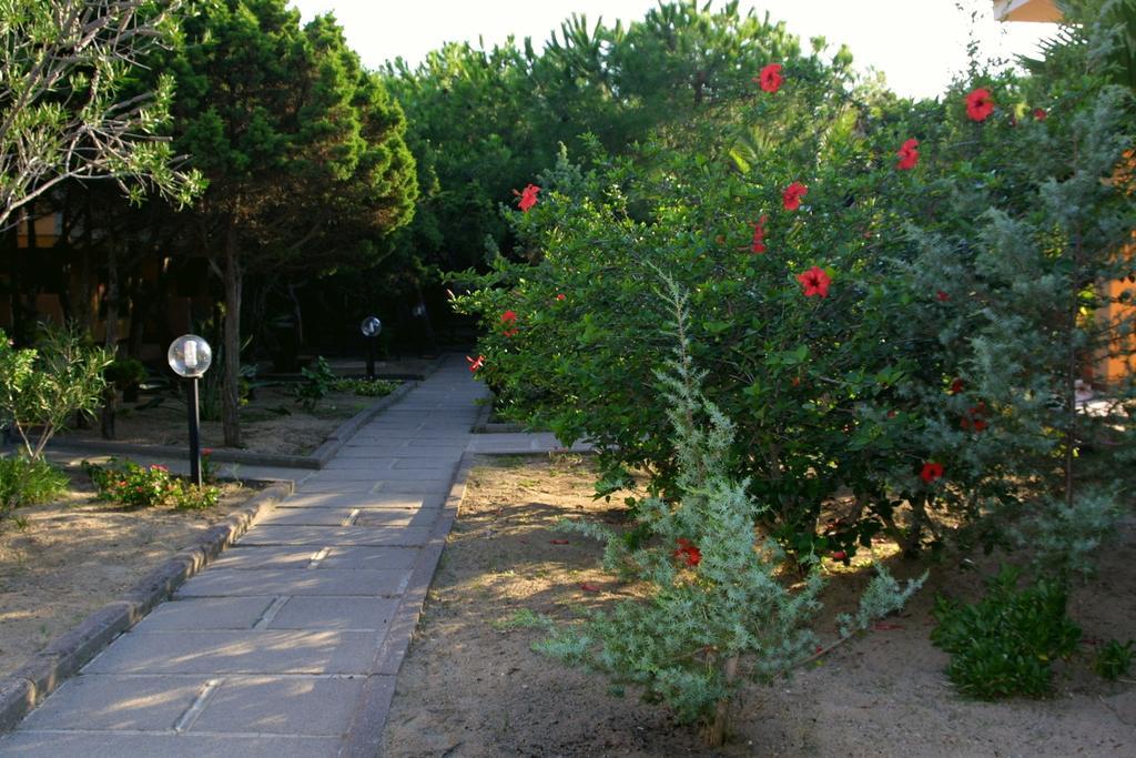 Club Hotel Residence Baiaverde Valledoria  Exterior photo